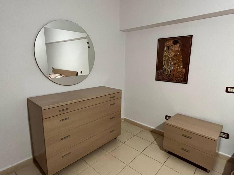 Ak Terminal Apartments Durrës Esterno foto