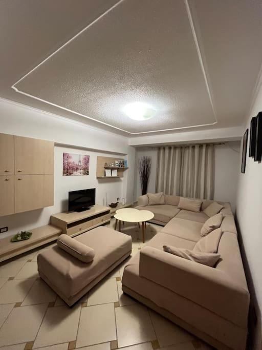 Ak Terminal Apartments Durrës Esterno foto