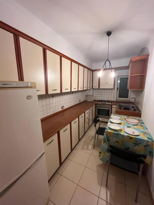 Ak Terminal Apartments Durrës Esterno foto