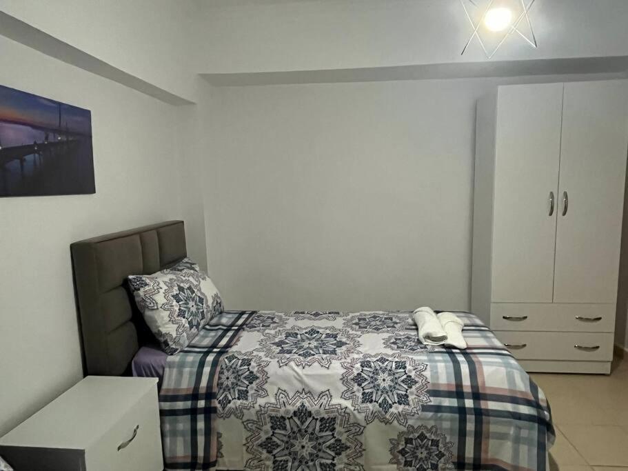 Ak Terminal Apartments Durrës Esterno foto