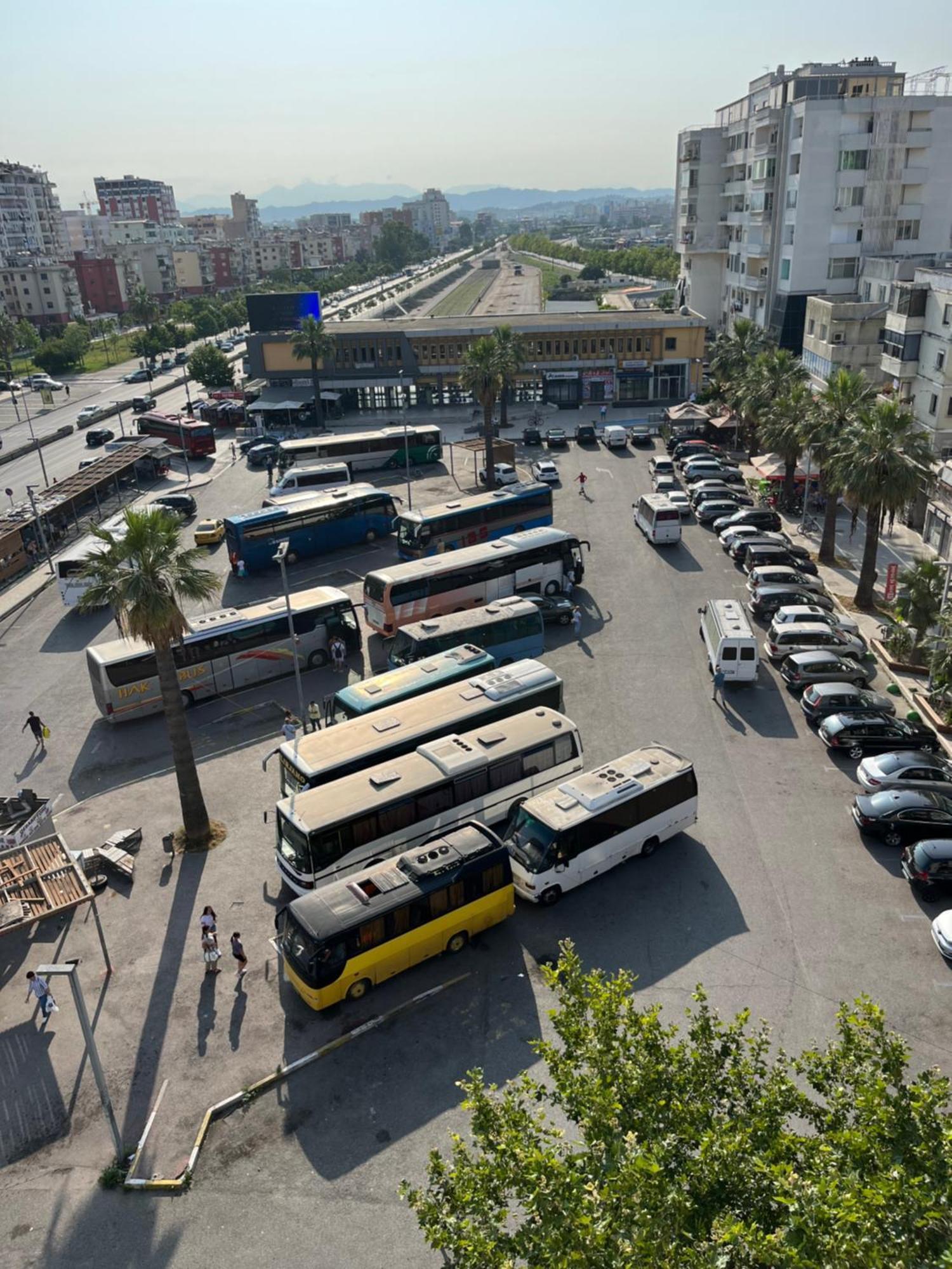 Ak Terminal Apartments Durrës Esterno foto